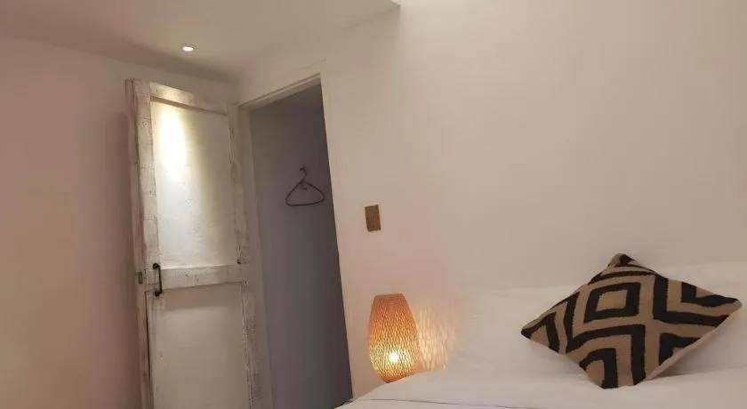 Bed in Hotel Elephant