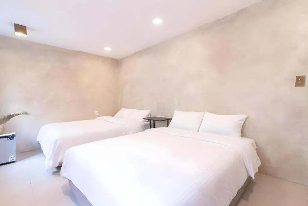 Bed in Hotel Elephant