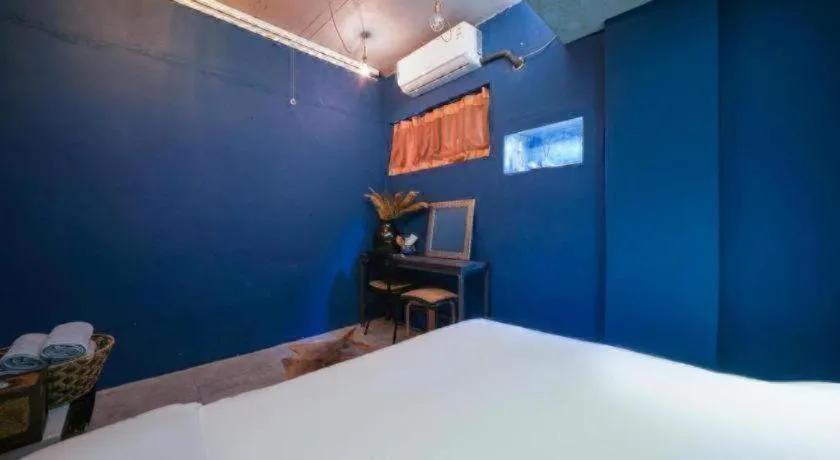 Bed in Hotel Elephant