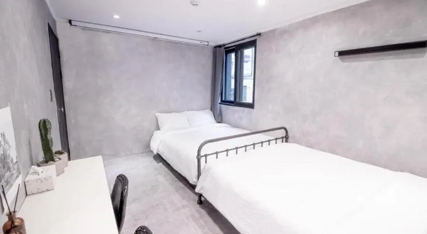 Bed in Hotel Elephant