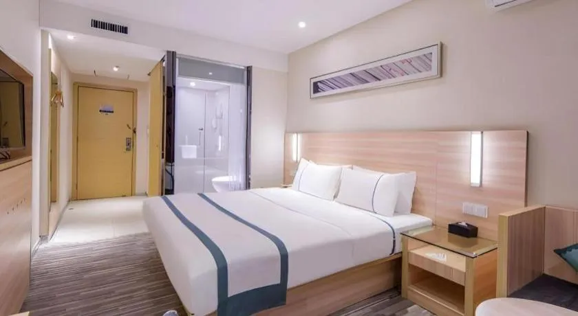 Bed in City Comfort Inn Liuzhou Diwang North Station