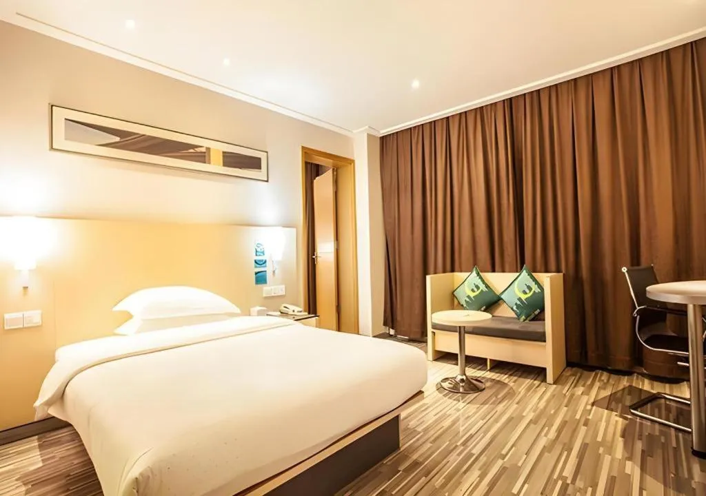 Bed in City Comfort Inn Liuzhou Diwang North Station
