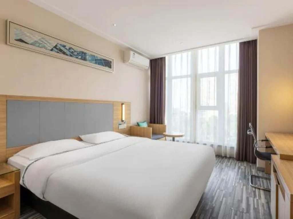 Bed in City Comfort Inn Liuzhou Diwang North Station