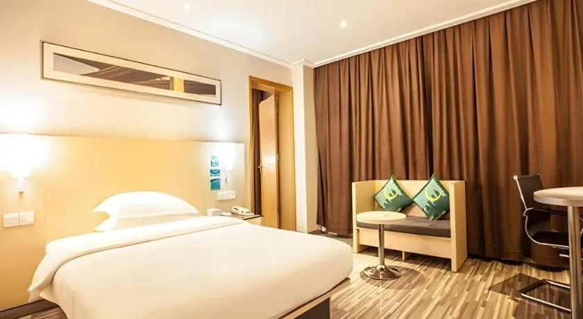 Bed in City Comfort Inn Liuzhou Diwang North Station