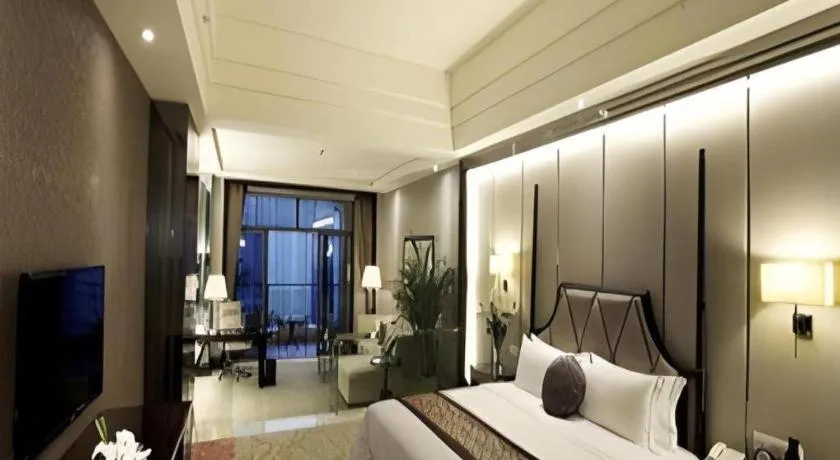 Bed in Country Garden Phoenix Hotel Jurong