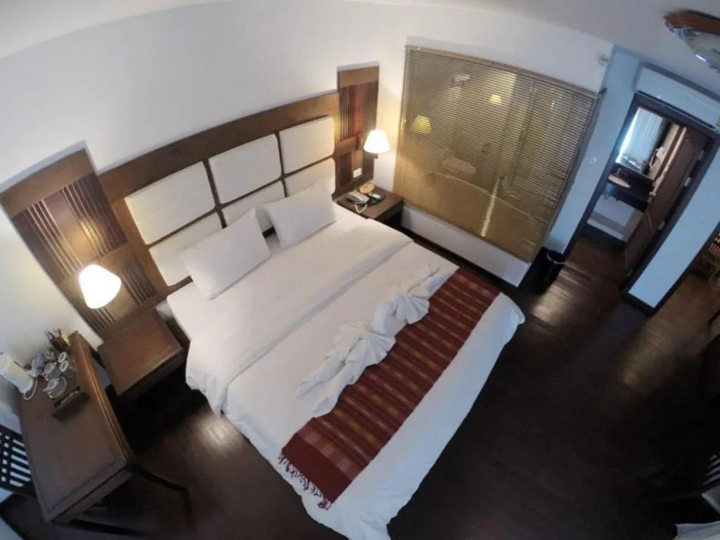 Bed in River City Hotel