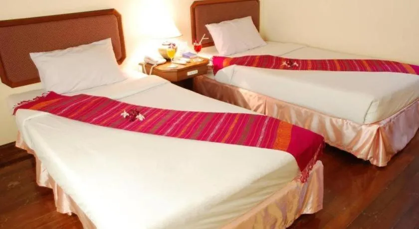 Bed in River City Hotel