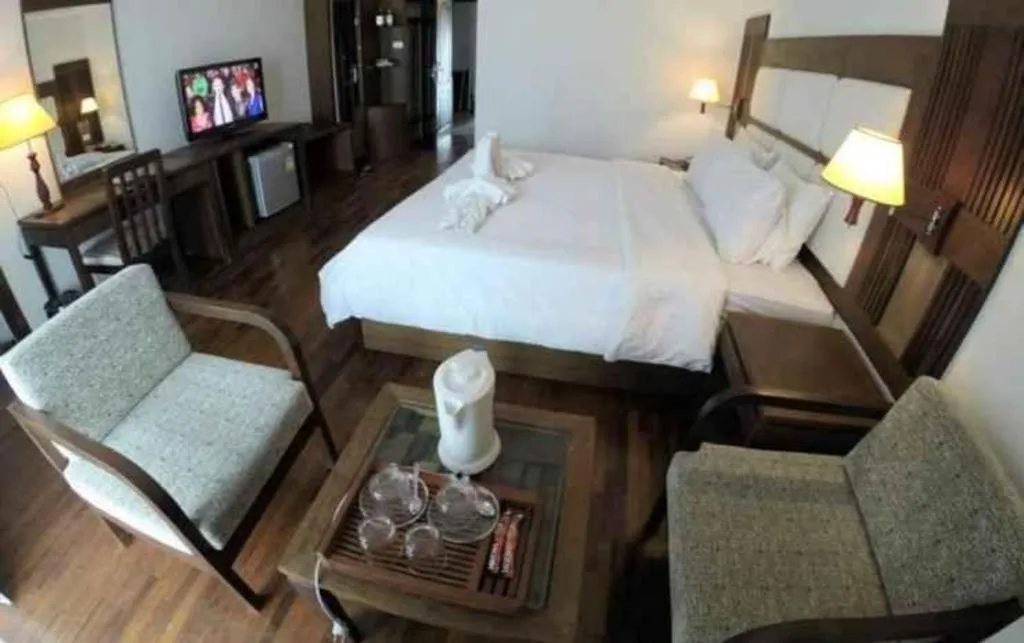 Bed in River City Hotel