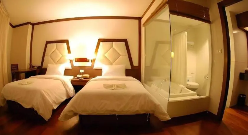 Bed in River City Hotel