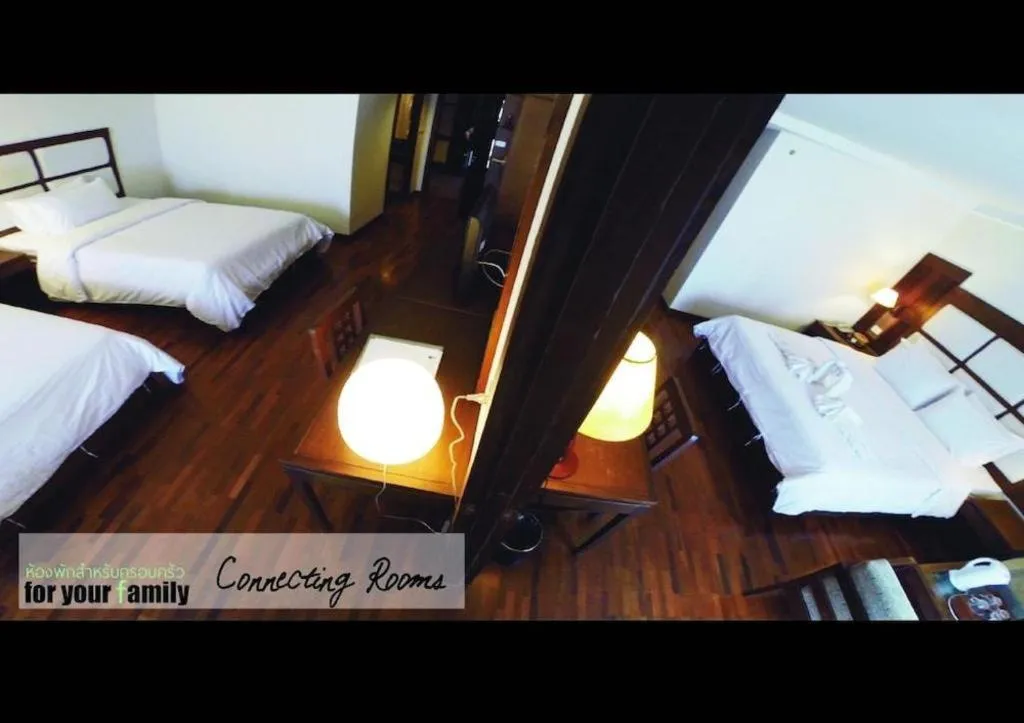 Bed in River City Hotel