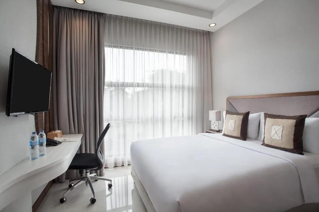 Bed in Sawana Suites