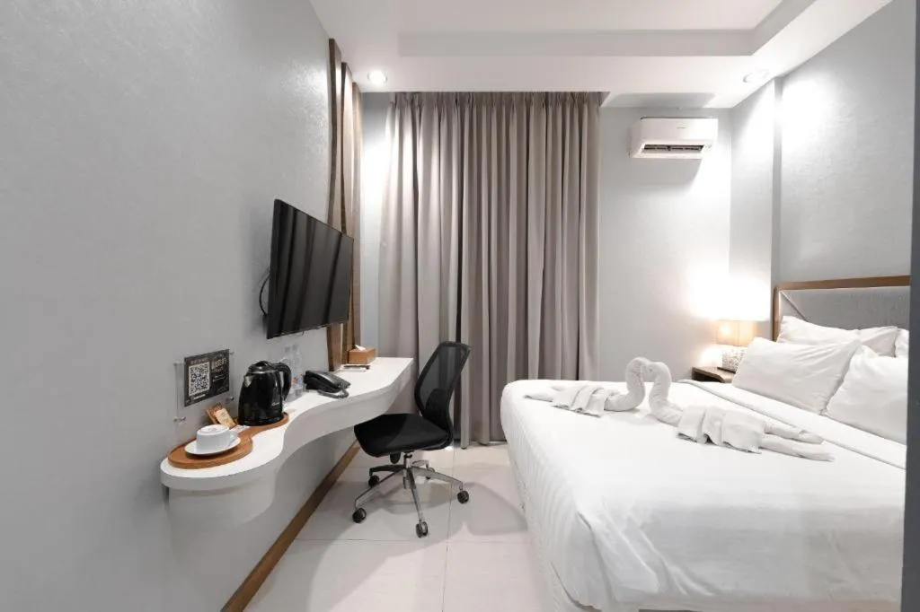 Bed in Sawana Suites