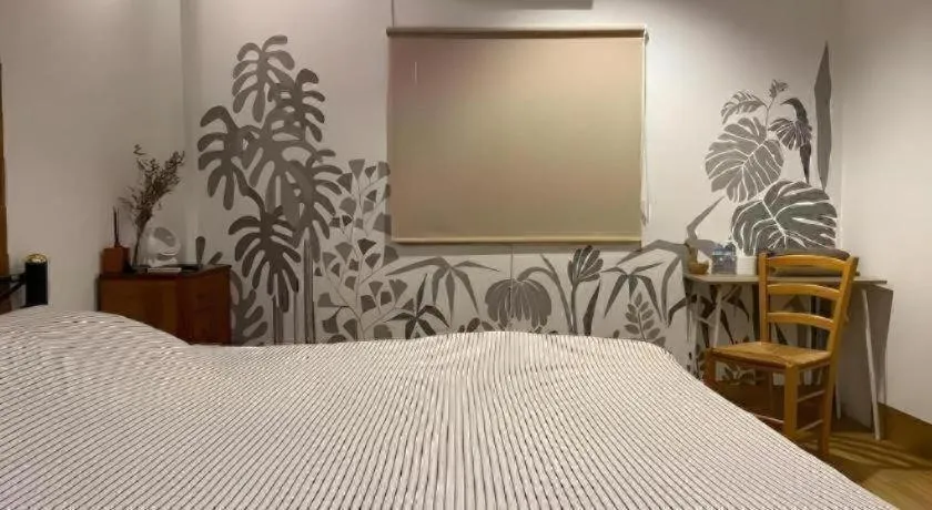 Bed in THE GOOSE HOUSE UBON