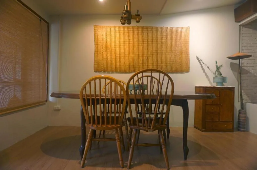 THE GOOSE HOUSE UBON