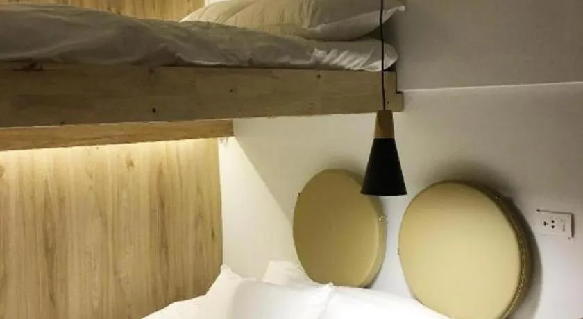 Bed in THE GOOSE HOUSE UBON