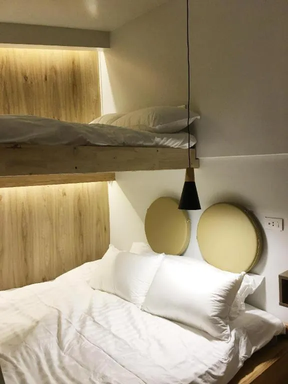 Bed in THE GOOSE HOUSE UBON