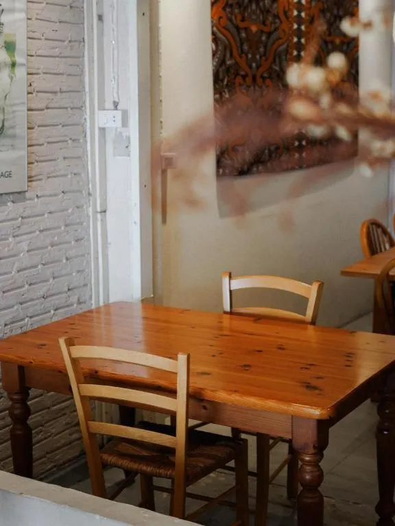 THE GOOSE HOUSE UBON