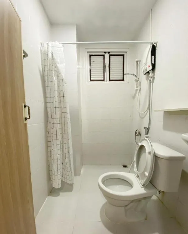 THE GOOSE HOUSE UBON