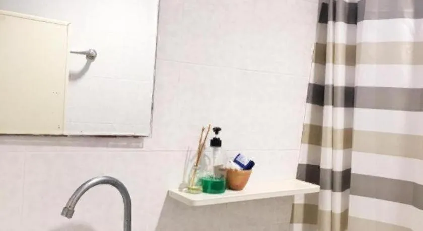 THE GOOSE HOUSE UBON