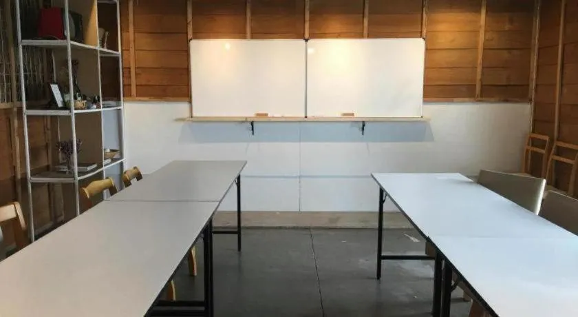 THE GOOSE HOUSE UBON