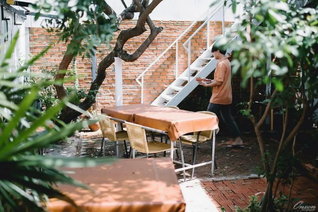 THE GOOSE HOUSE UBON