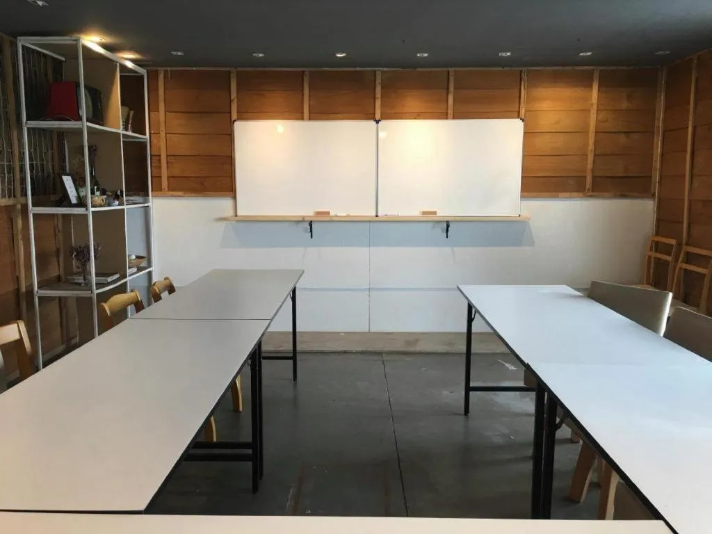 THE GOOSE HOUSE UBON