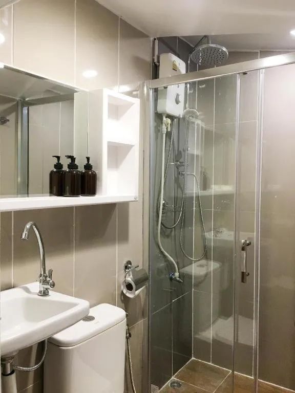 THE GOOSE HOUSE UBON