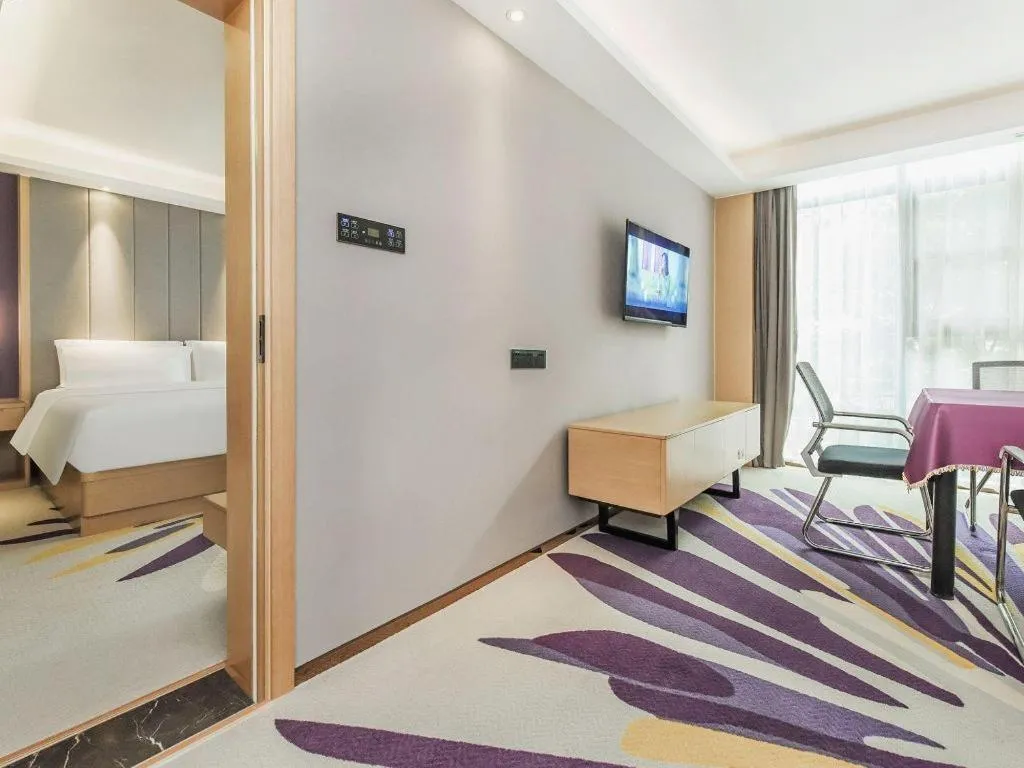 Bed in Lavande Hotel·Xishuangbanna Jinghong Songkran Square