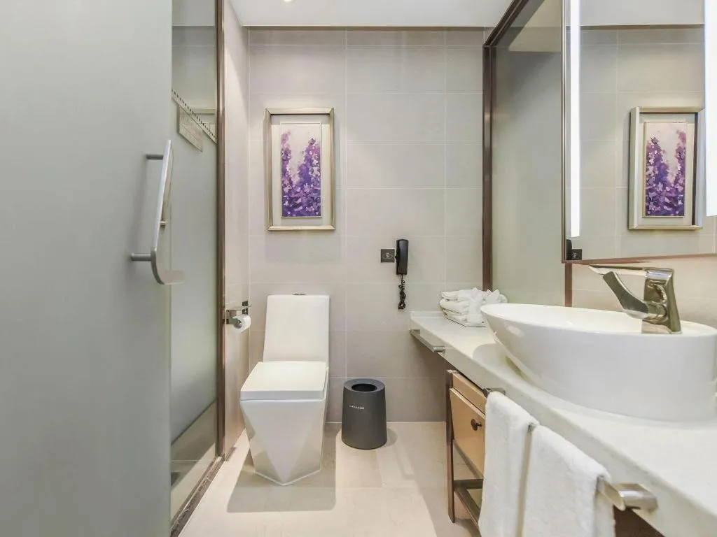 Lavande Hotel·Xishuangbanna Jinghong Songkran Square