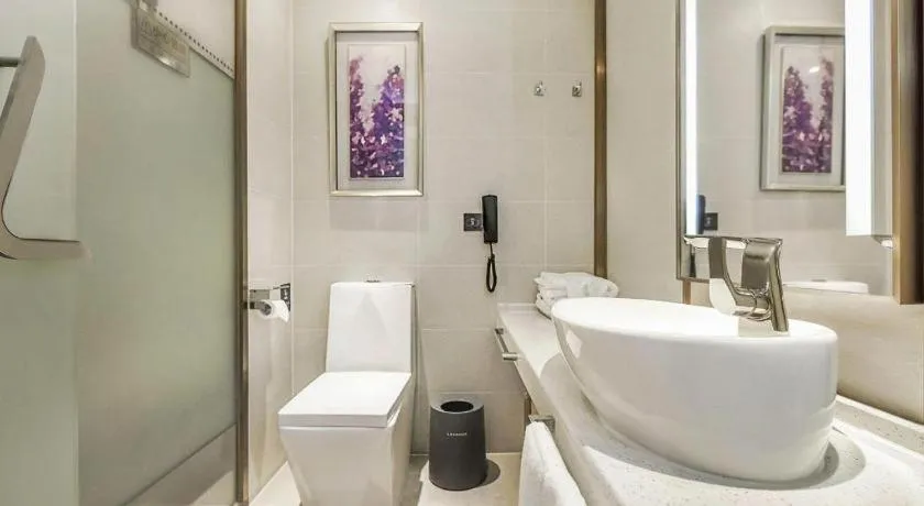 Lavande Hotel·Xishuangbanna Jinghong Songkran Square