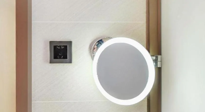 Lavande Hotel·Xishuangbanna Jinghong Songkran Square