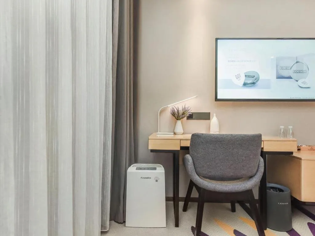 Lavande Hotel·Xishuangbanna Jinghong Songkran Square