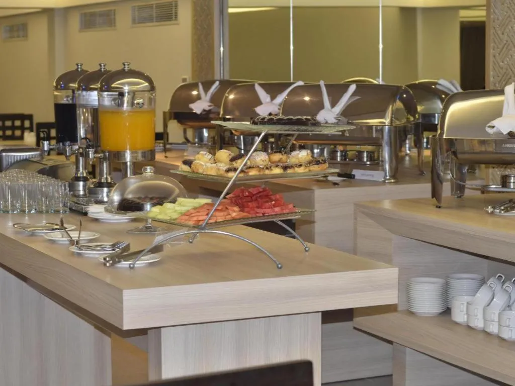 Double G Resort Anyer