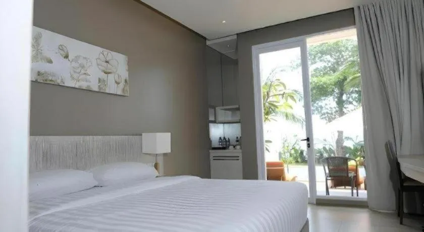 Bed in Double G Resort Anyer