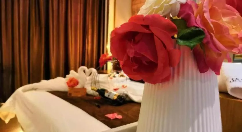 James Joyce Coffetel Beijing Yizhuang Rongjing East Street Subway Station