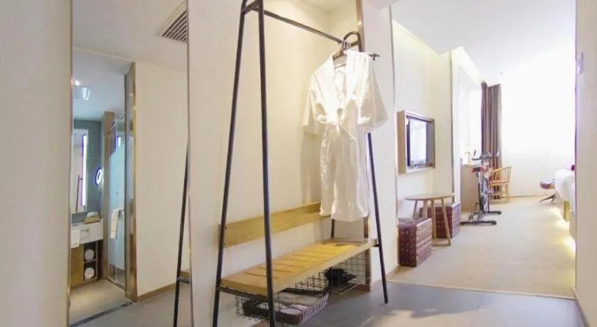 Bed in James Joyce Coffetel Beijing Yizhuang Rongjing East Street Subway Station