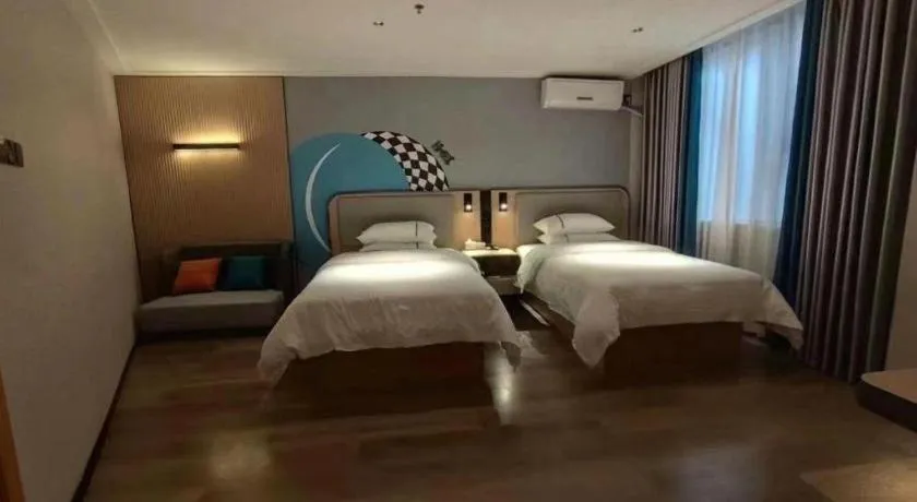 Bed in City Comfort Inn Yulin Bobai Pedestrian Street