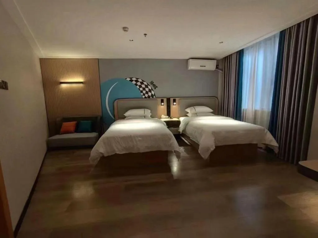 Bed in City Comfort Inn Yulin Bobai Pedestrian Street