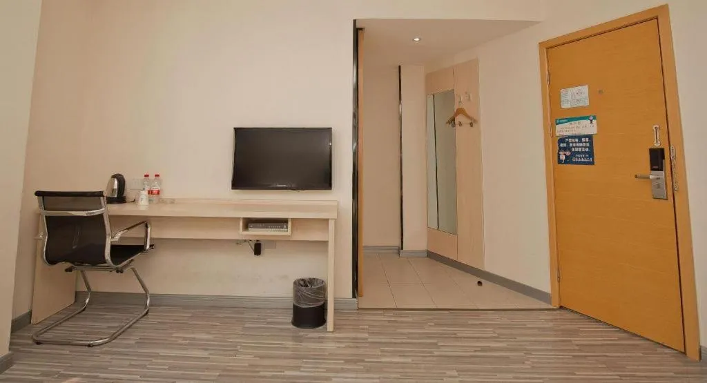 City Comfort Inn Yulin Bobai Pedestrian Street