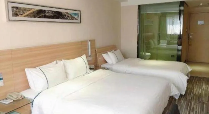 Bed in City Comfort Inn Chibi Railway Station