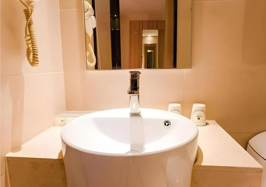 City Comfort Inn Chibi Railway Station