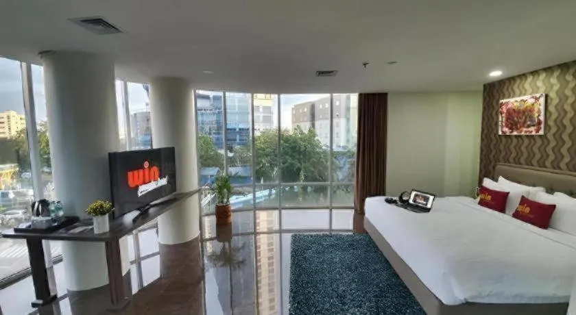 Bed in Win Premier Hotel Mangga Besar