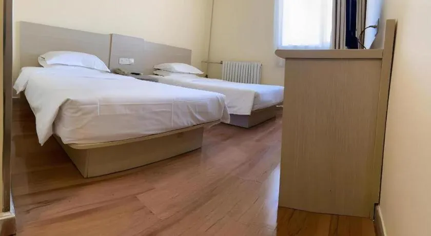 Hanting Hotel Beijing Guomao Sihui