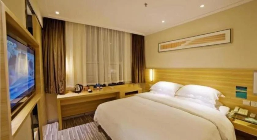 Bed in City Comfort Inn Zhongshan Shaxi Starbao Rosewood Expo City