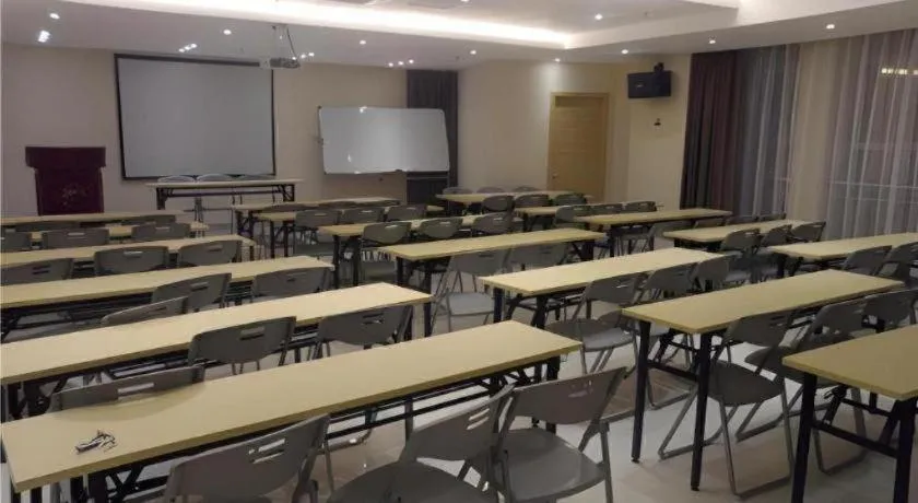 City Comfort Inn Zhongshan Shaxi Starbao Rosewood Expo City