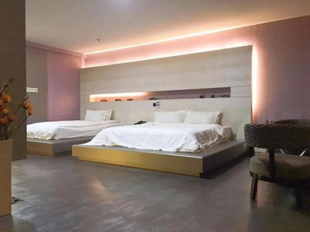 Bed in Qingdao Hengbo Hotel