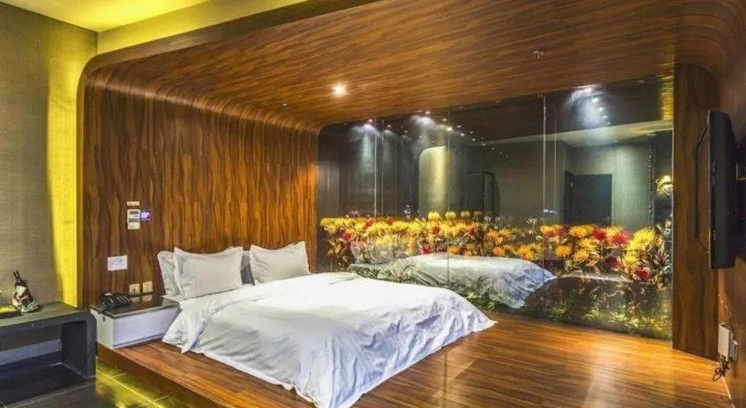 Bed in Qingdao Hengbo Hotel