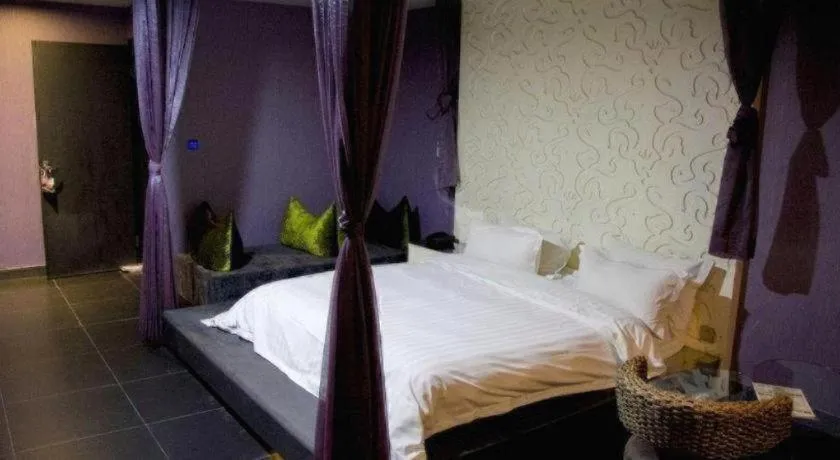 Bed in Qingdao Hengbo Hotel