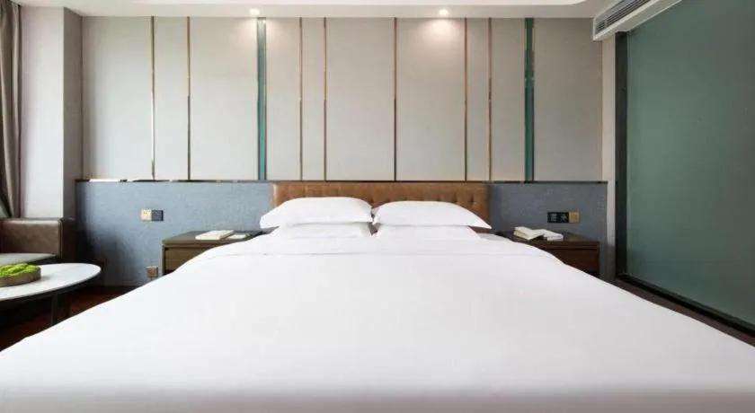 Bed in PARK INN KUNMING AIRPORT