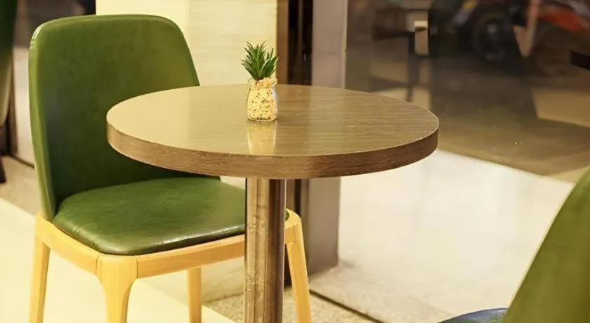 City Comfort Inn Wuzhou Wangcheng Square